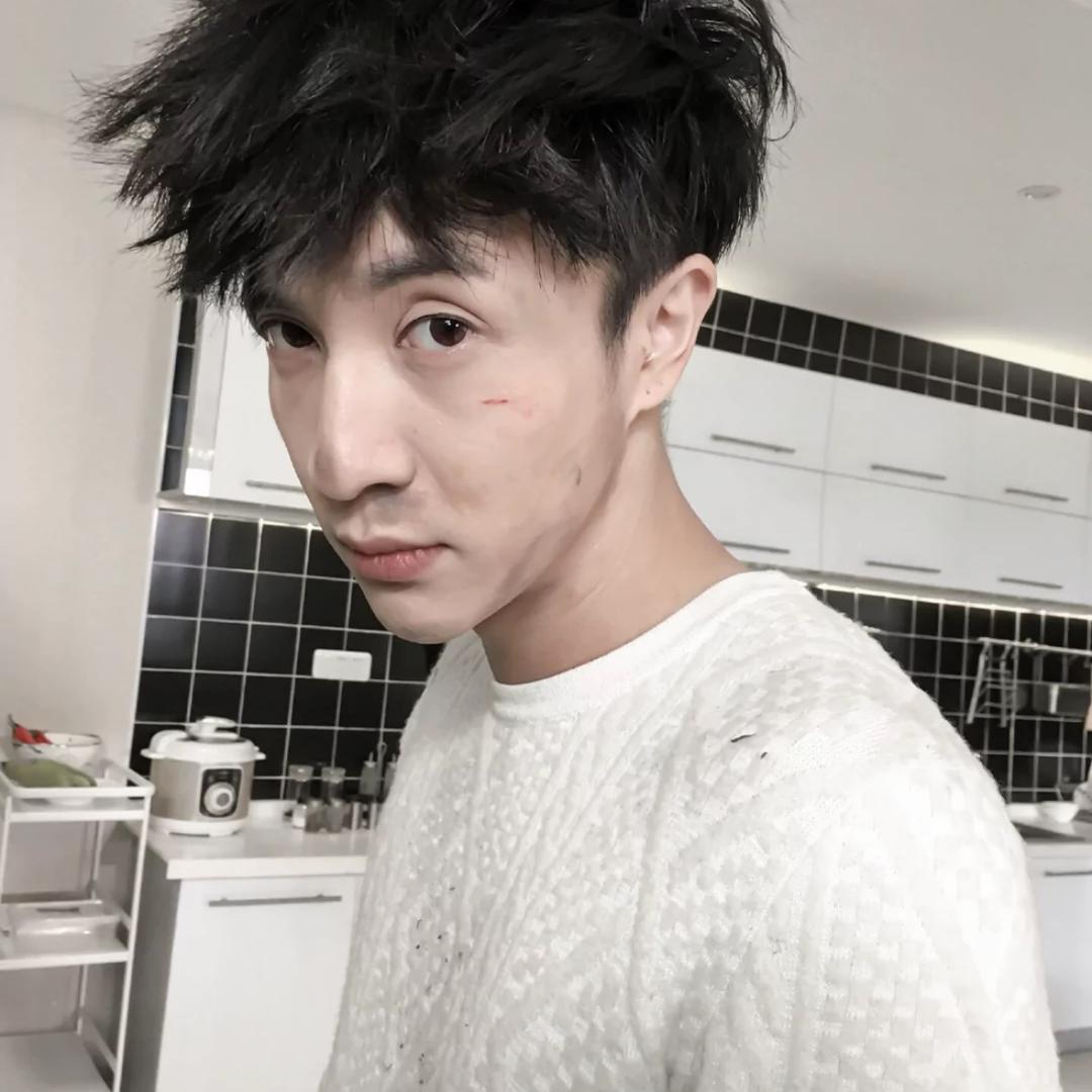 认真的雪🌕