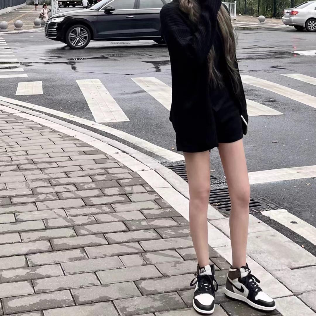 丹妮莎（Emma）