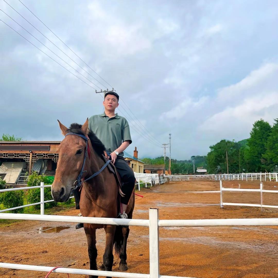 吉林市JC江成汽车-辛宇彤