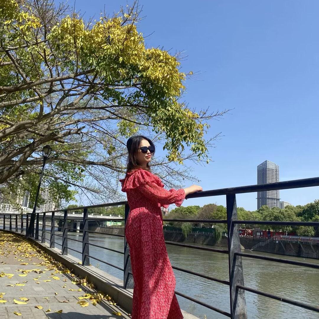 芳芳