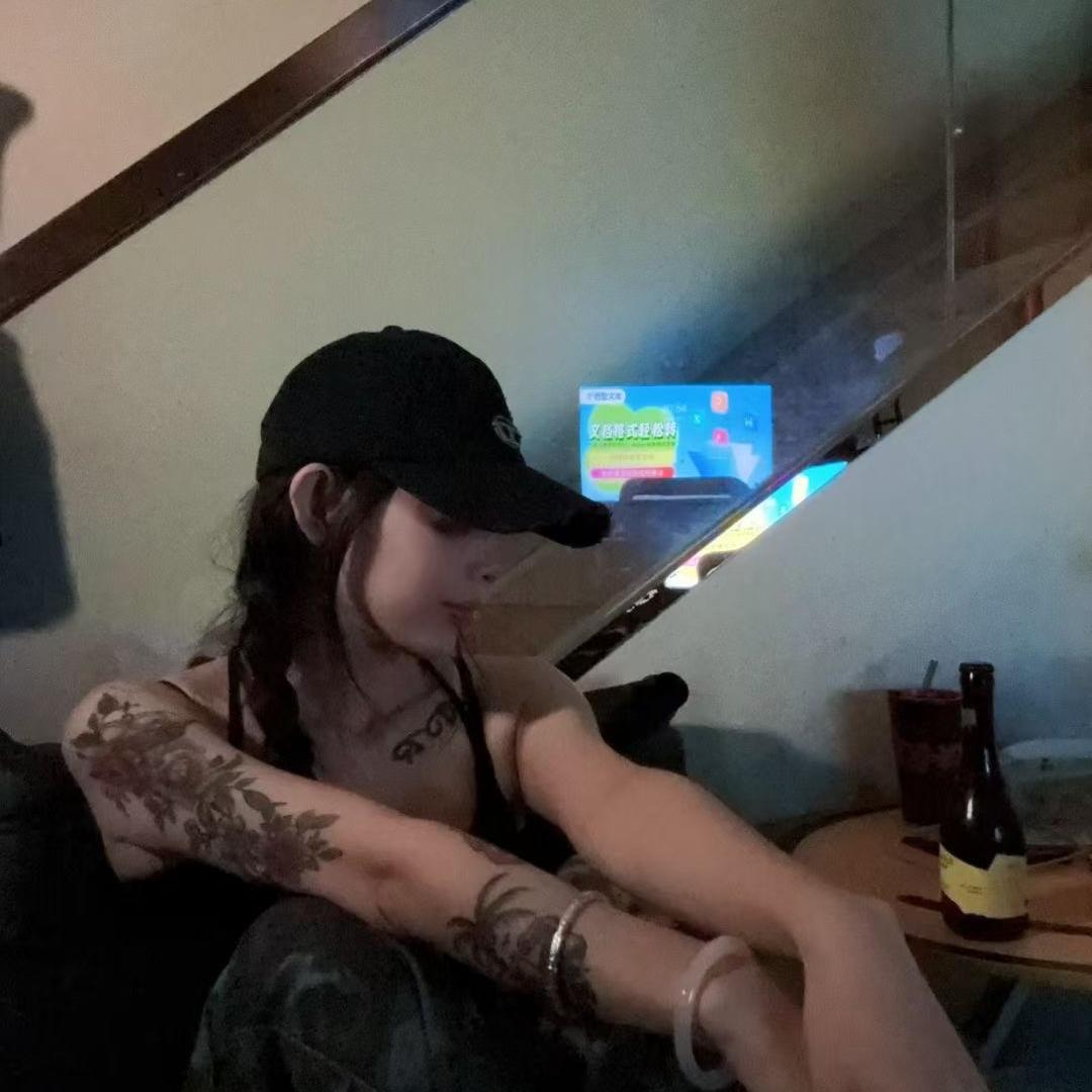 @馨哥女装