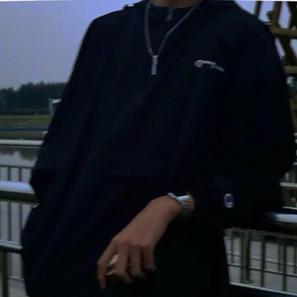 𝑶𝑼𝑶𝒓𝒂𝒏𝒈𝒆