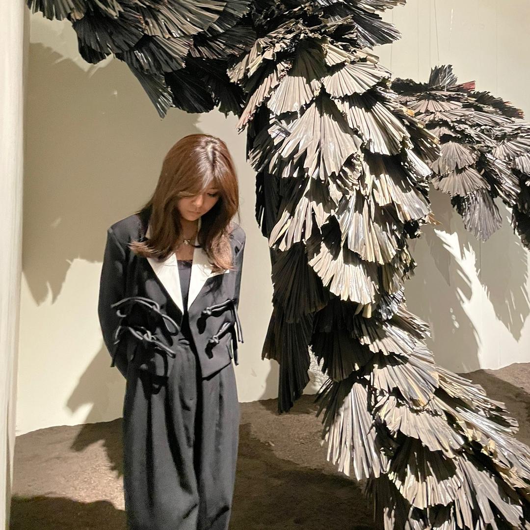 郑州女发型师蔡徐微