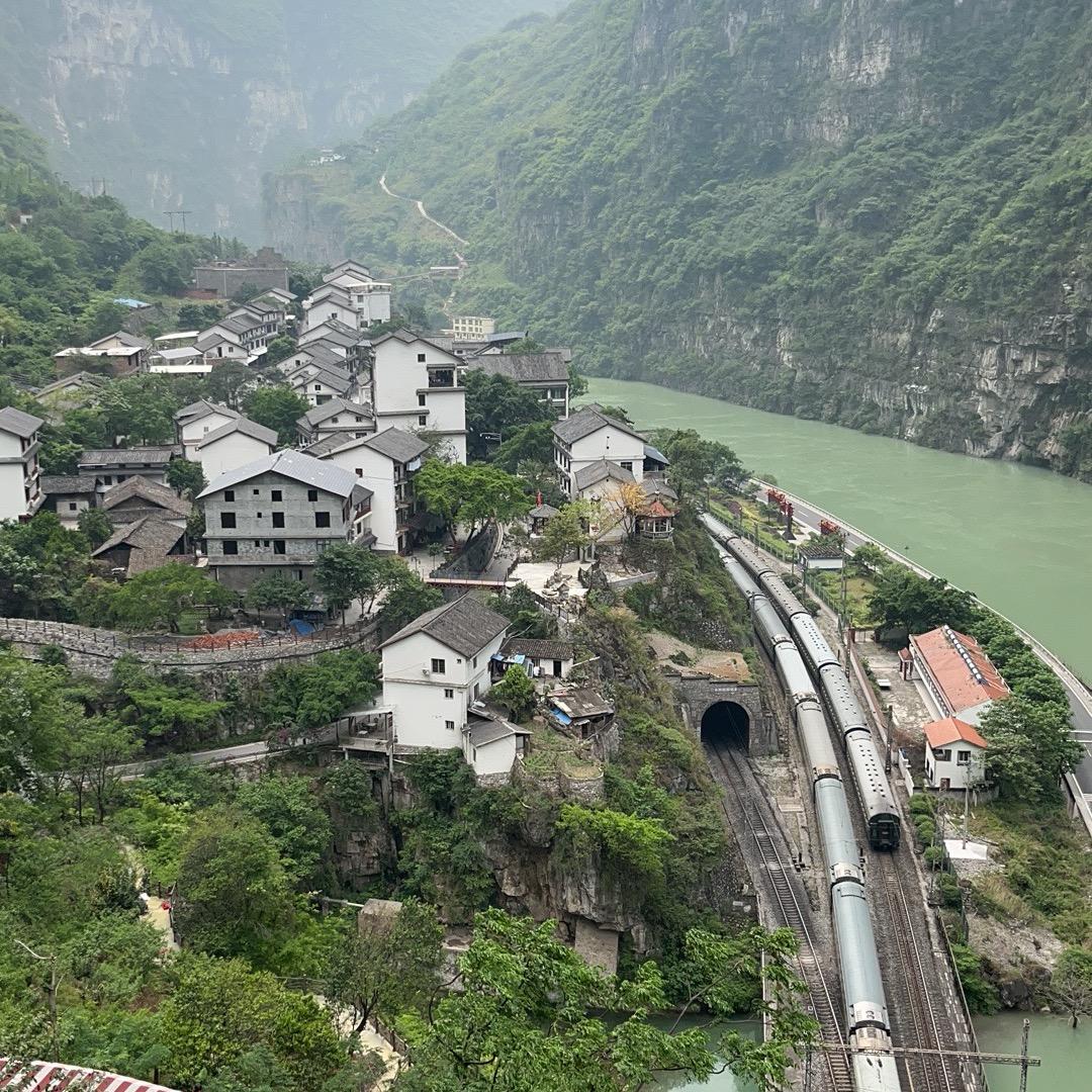 香水有点臭