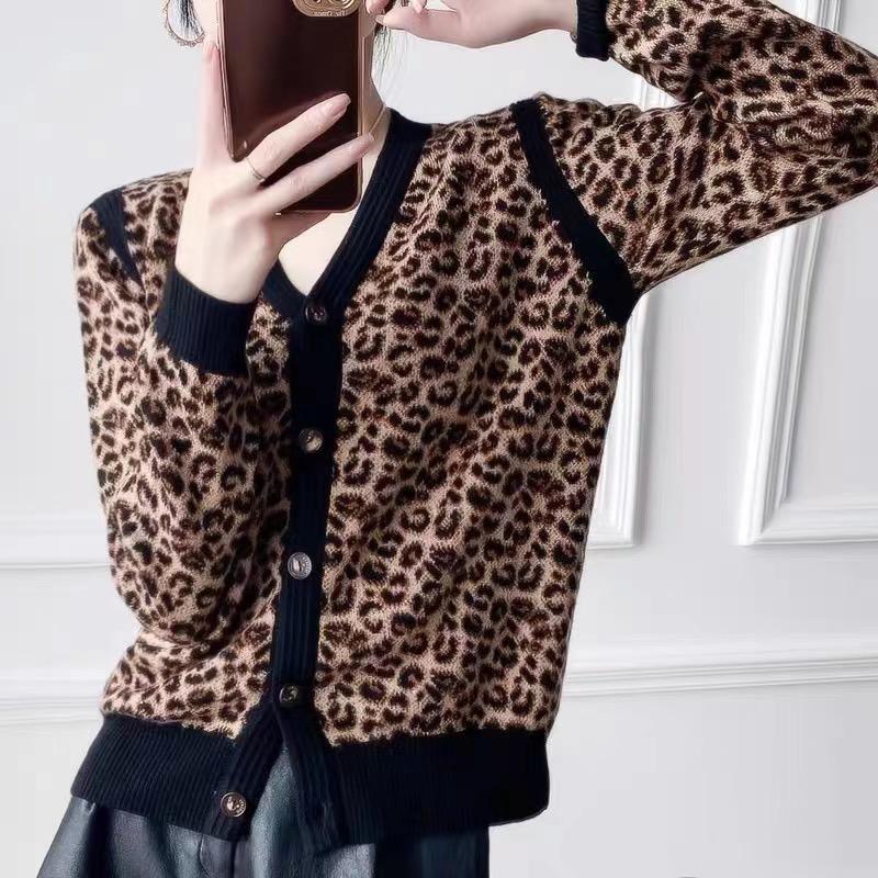吴江区睿瑞服装店