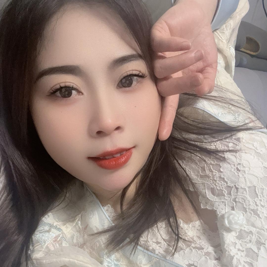 不摸鱼的猫