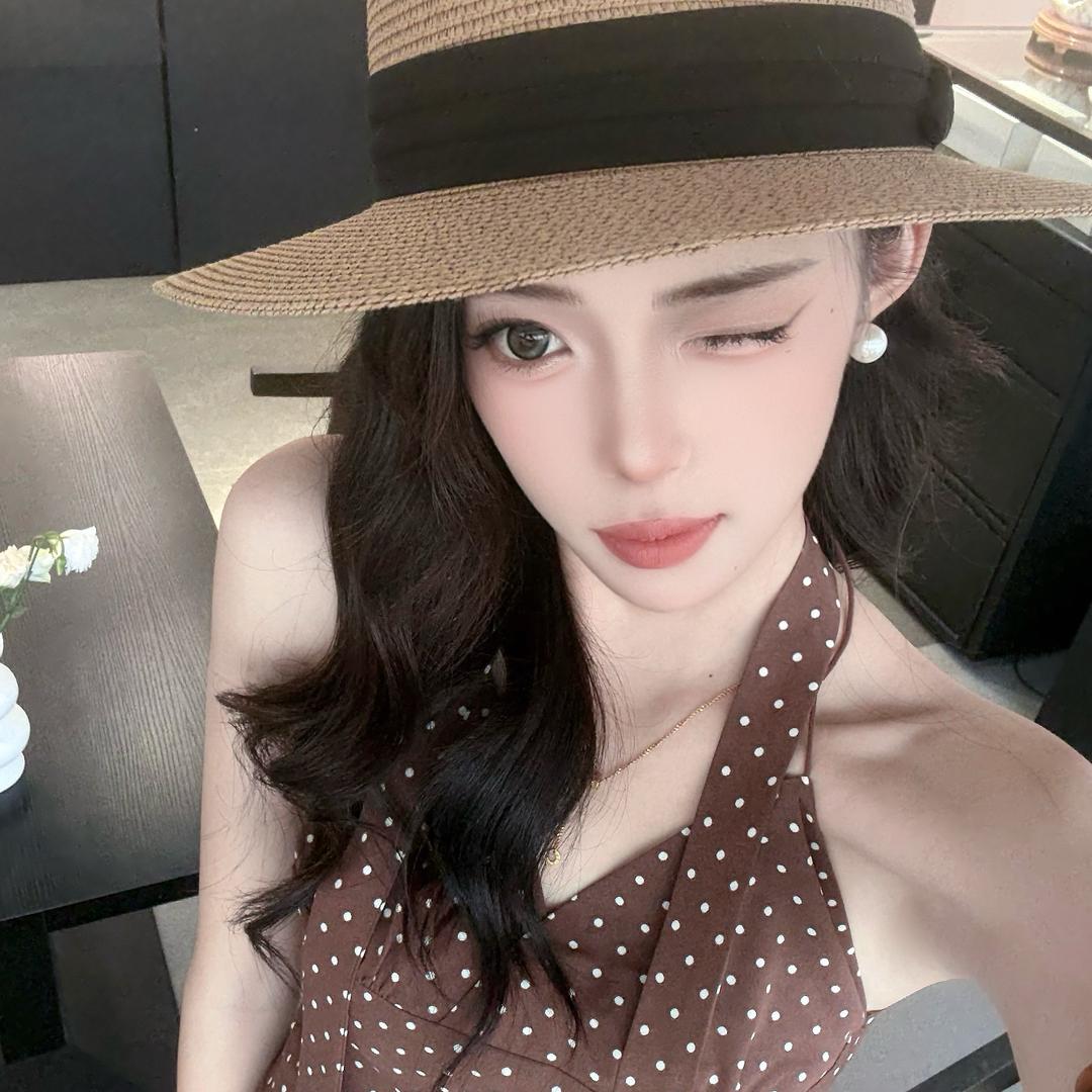 Lora 轻奢牛仔（李羽竺）