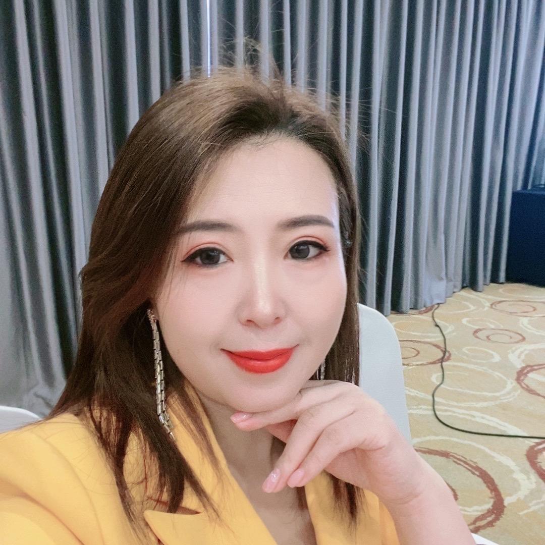 洋洋生活美学(打造女性身材.关爱女性成长