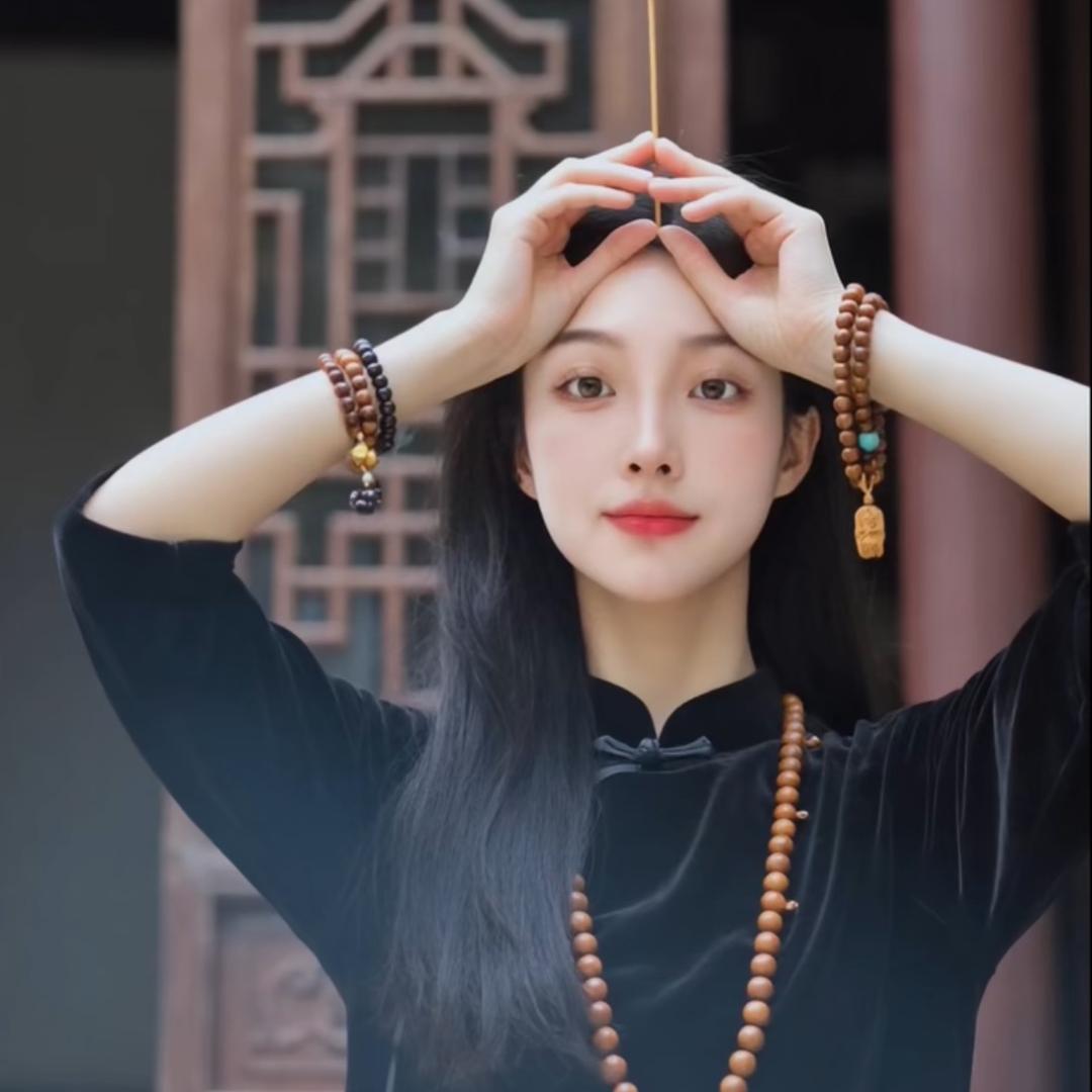 新姐微胖125斤