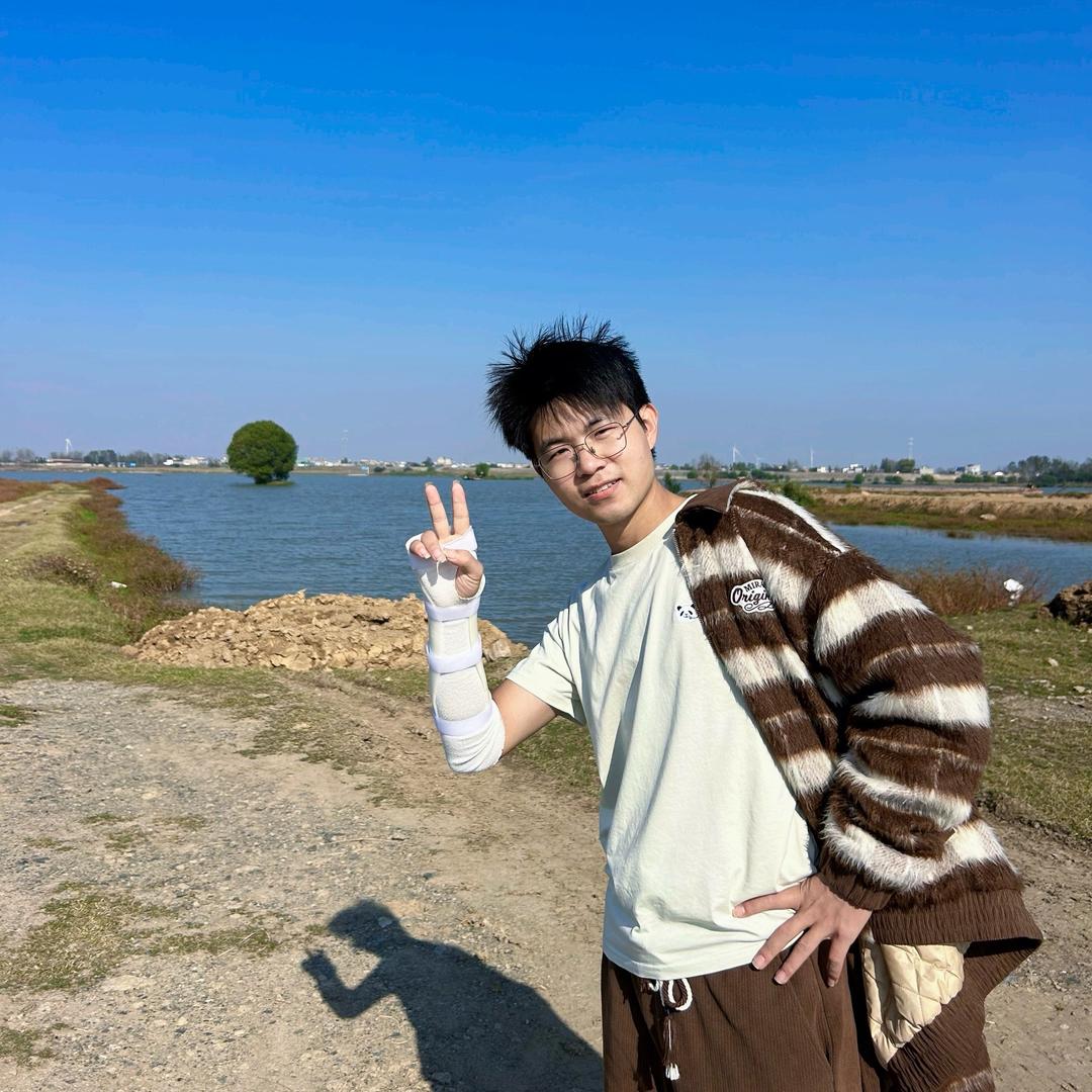 王老师贵姓🎸