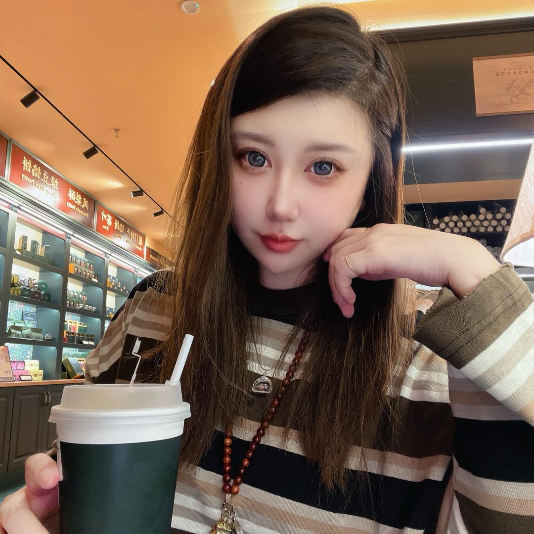 就是这个璐璐阿