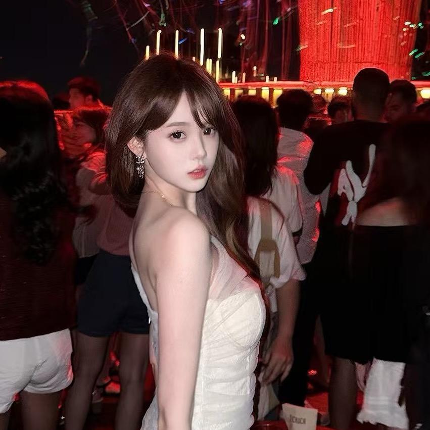 Angelaweiwei
