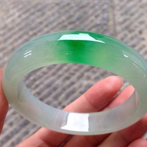 玉翠美手镯