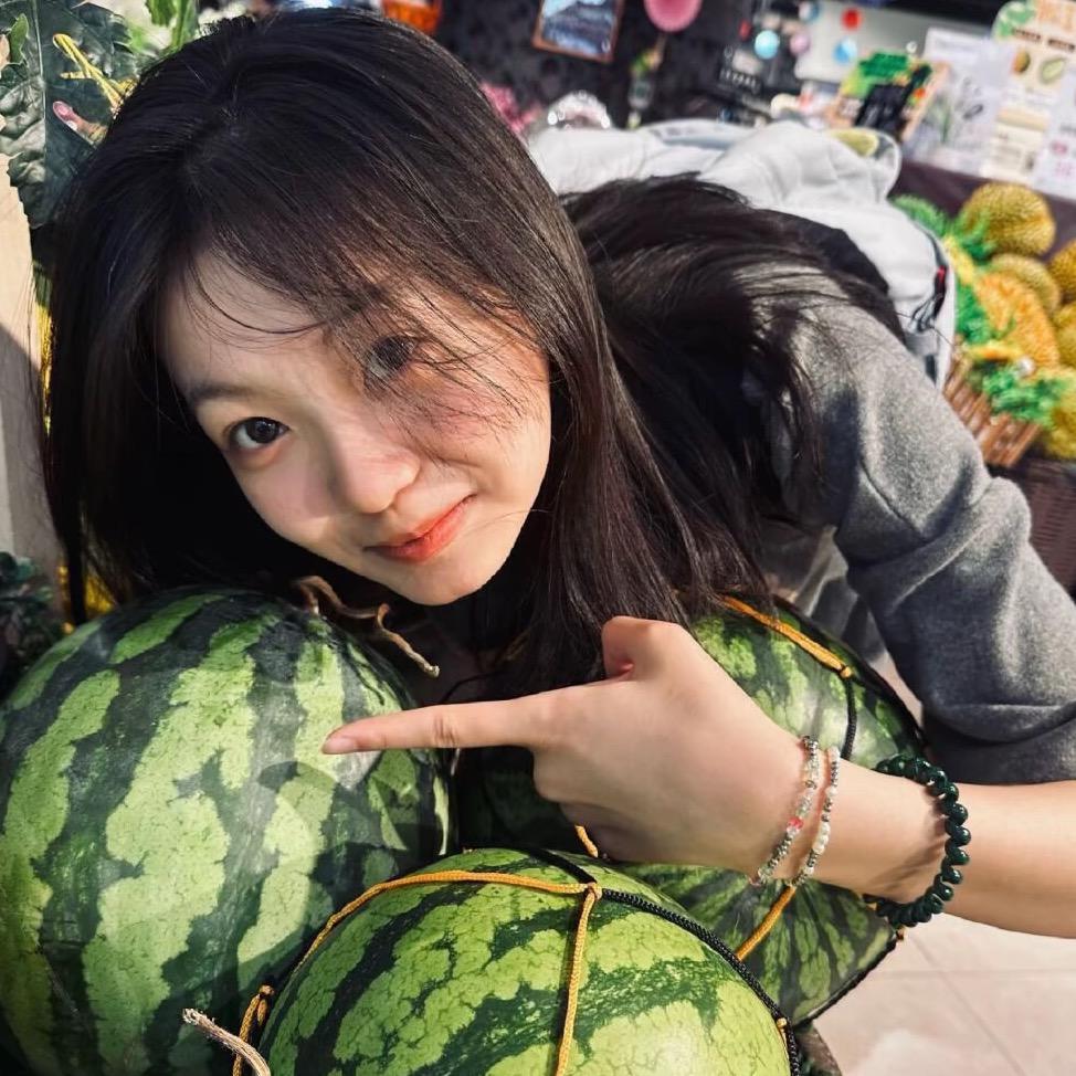 小猫🐱椰汁🥥