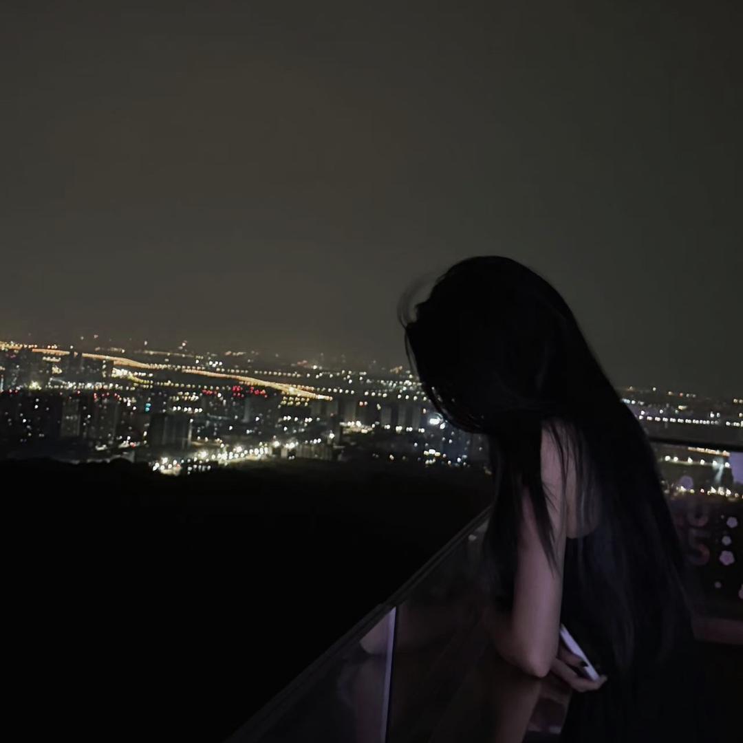 𝐀𝐮𝐭𝐢𝐬𝐦.