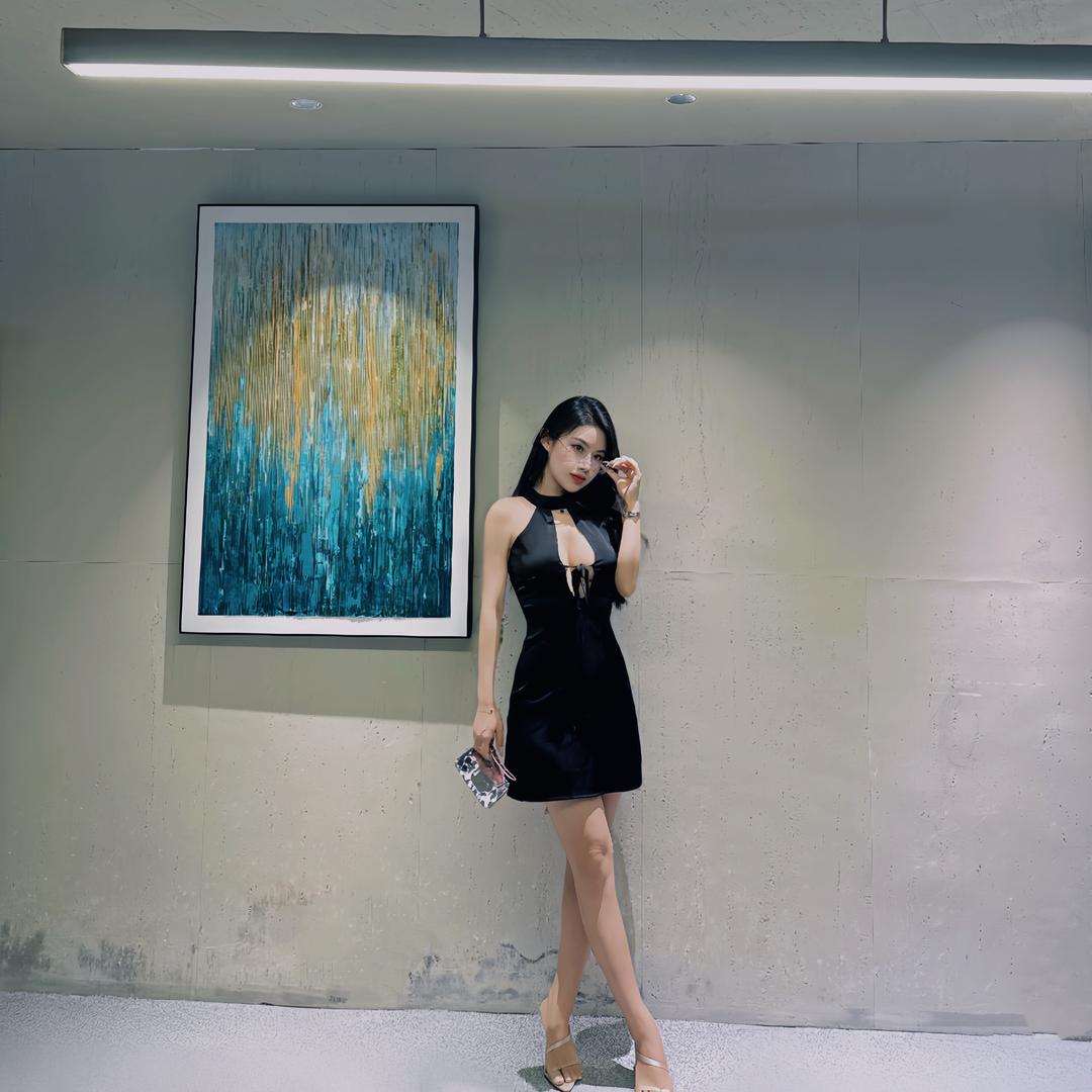 Sara.