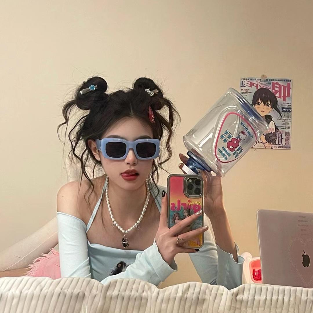 亾䢋