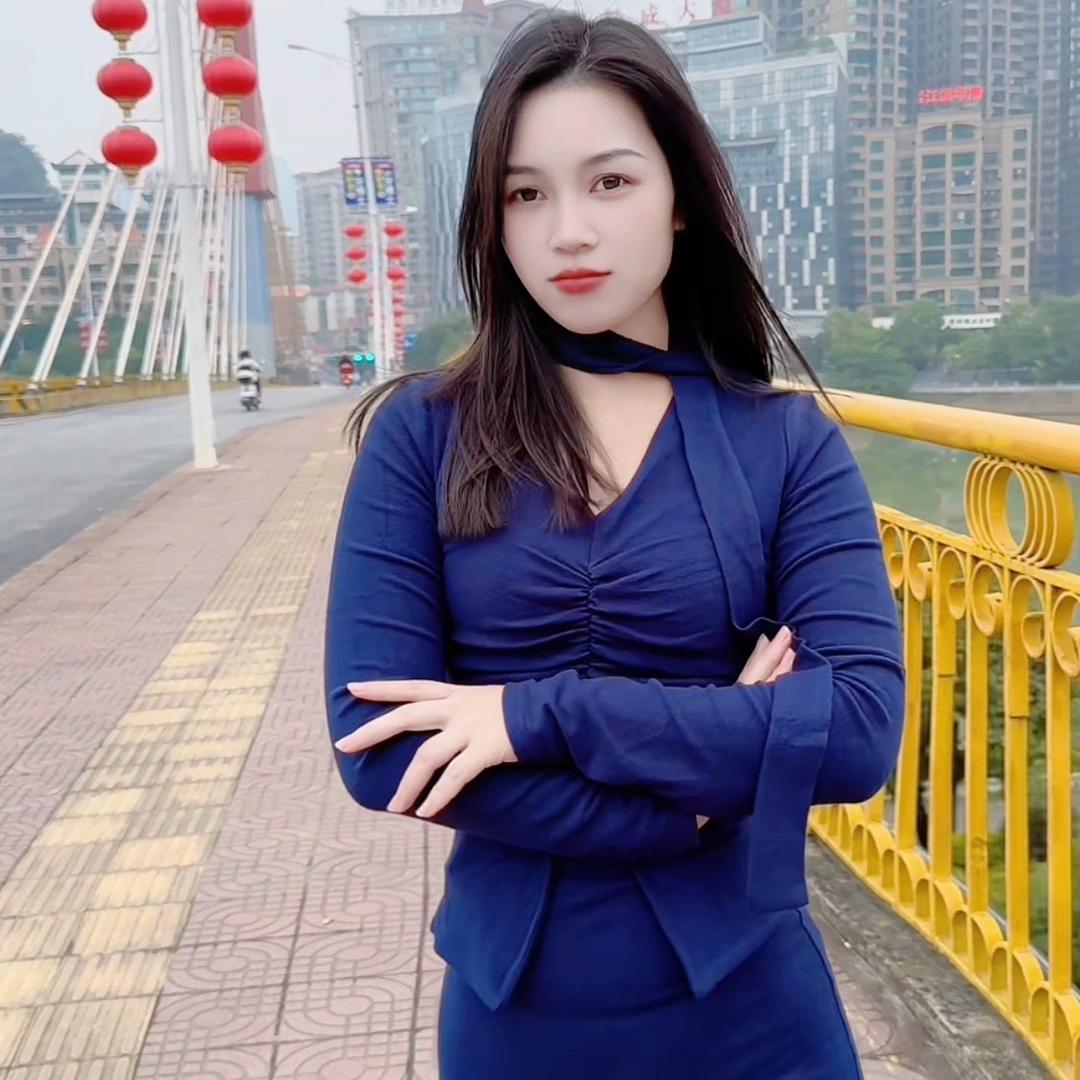 陈晴单纯好骗恋爱脑