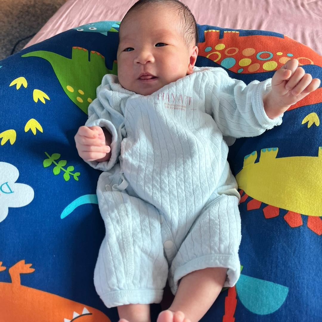 铭铭来咯喂😘😘