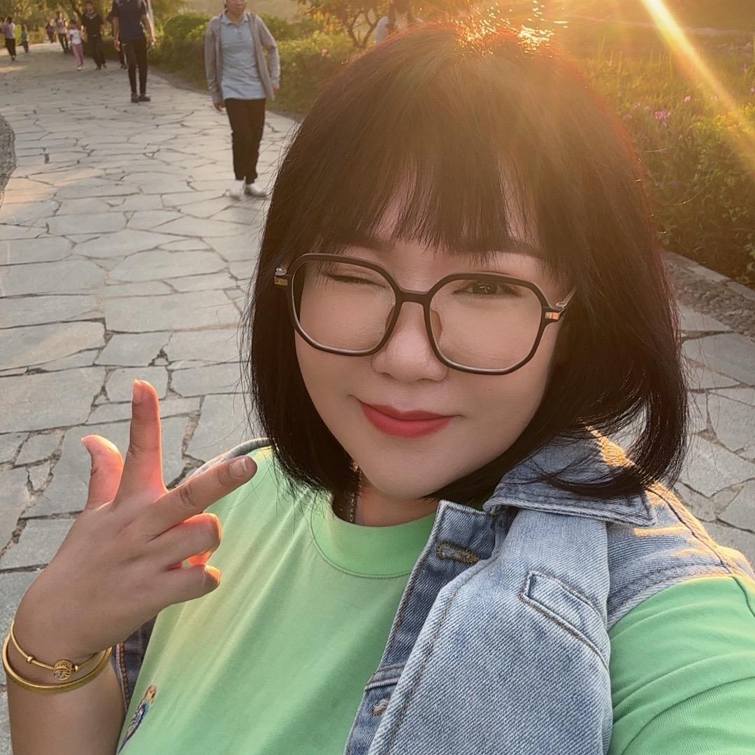 吃货婷比比🍊