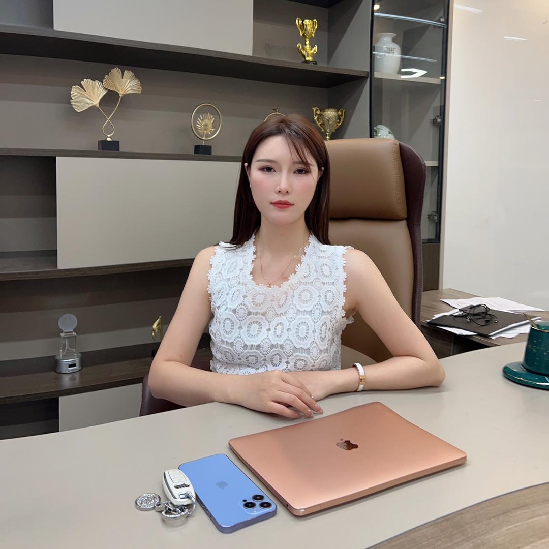 小燕子(饰品厂老板娘)