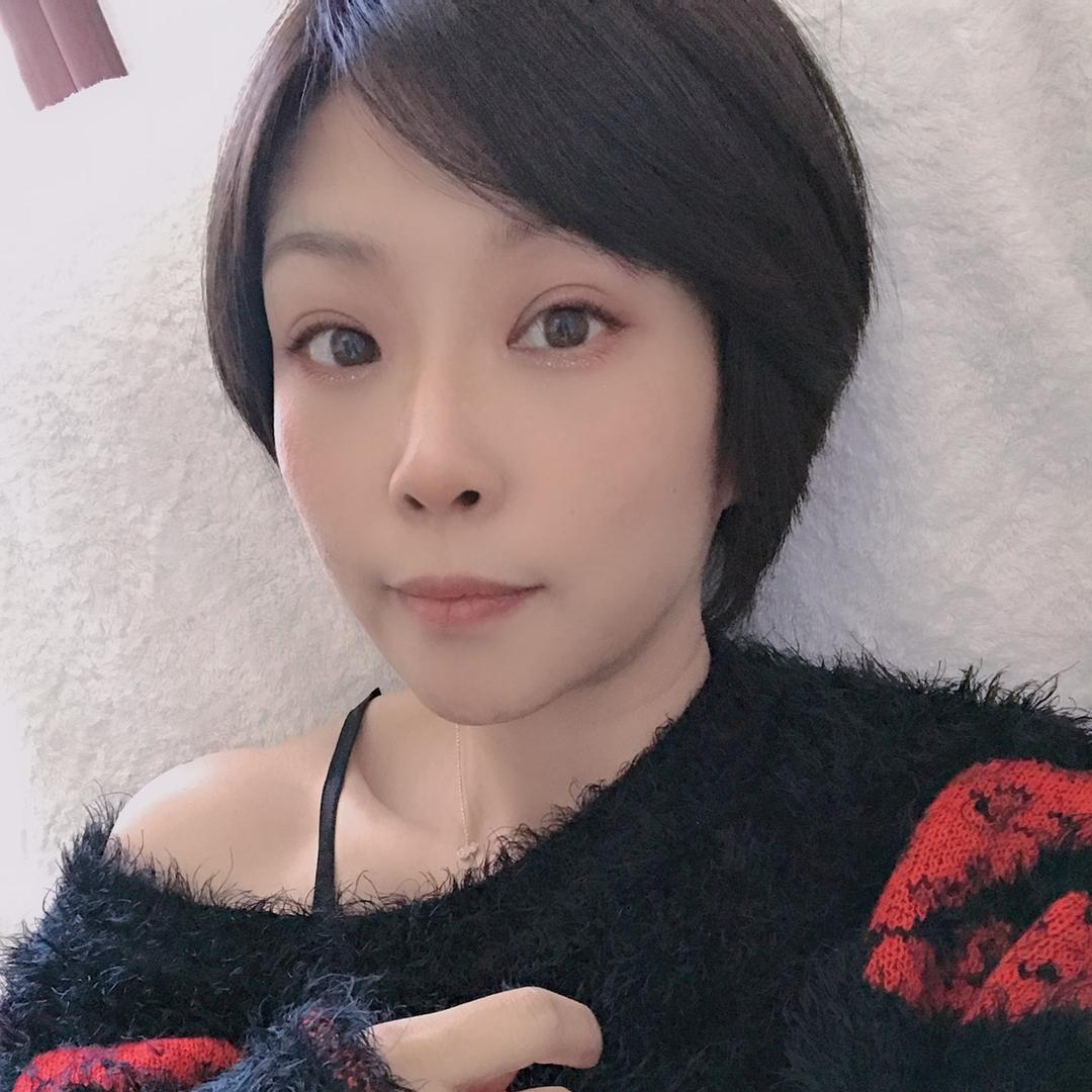 是宋饭饭吖