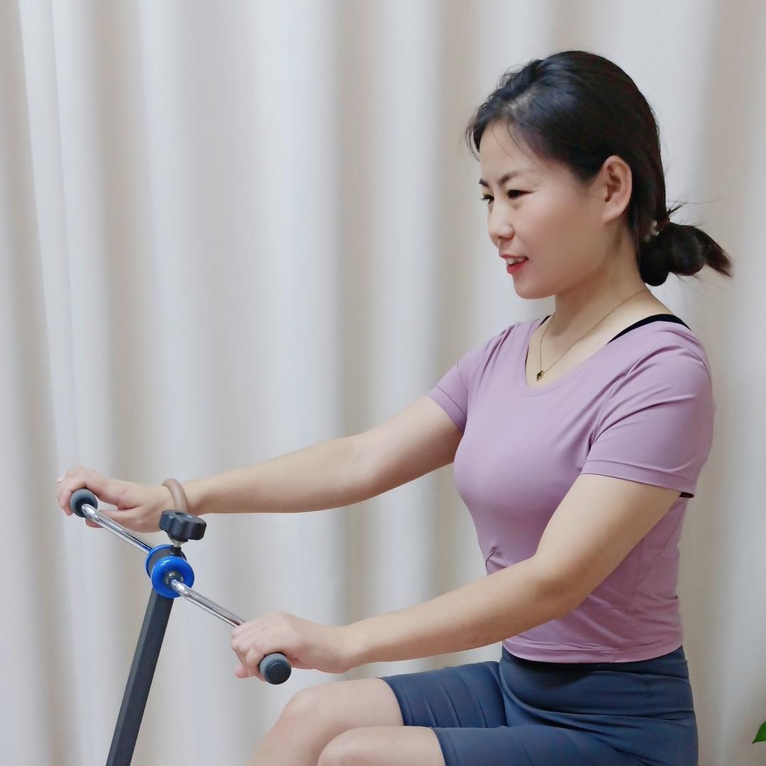 运动锻炼的静姐