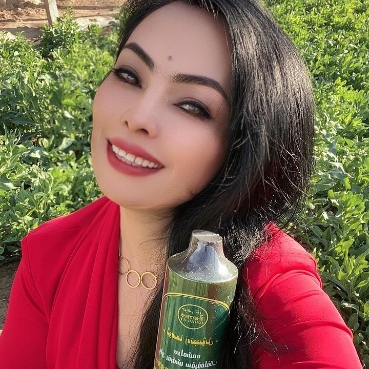 Ayhinim 乌斯曼