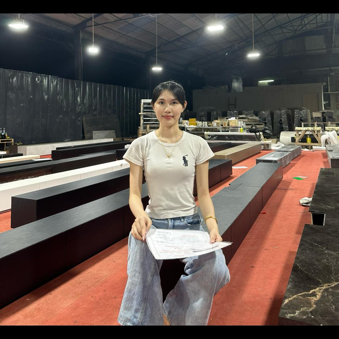 赵姐-佛山岩板电视柜生产工厂