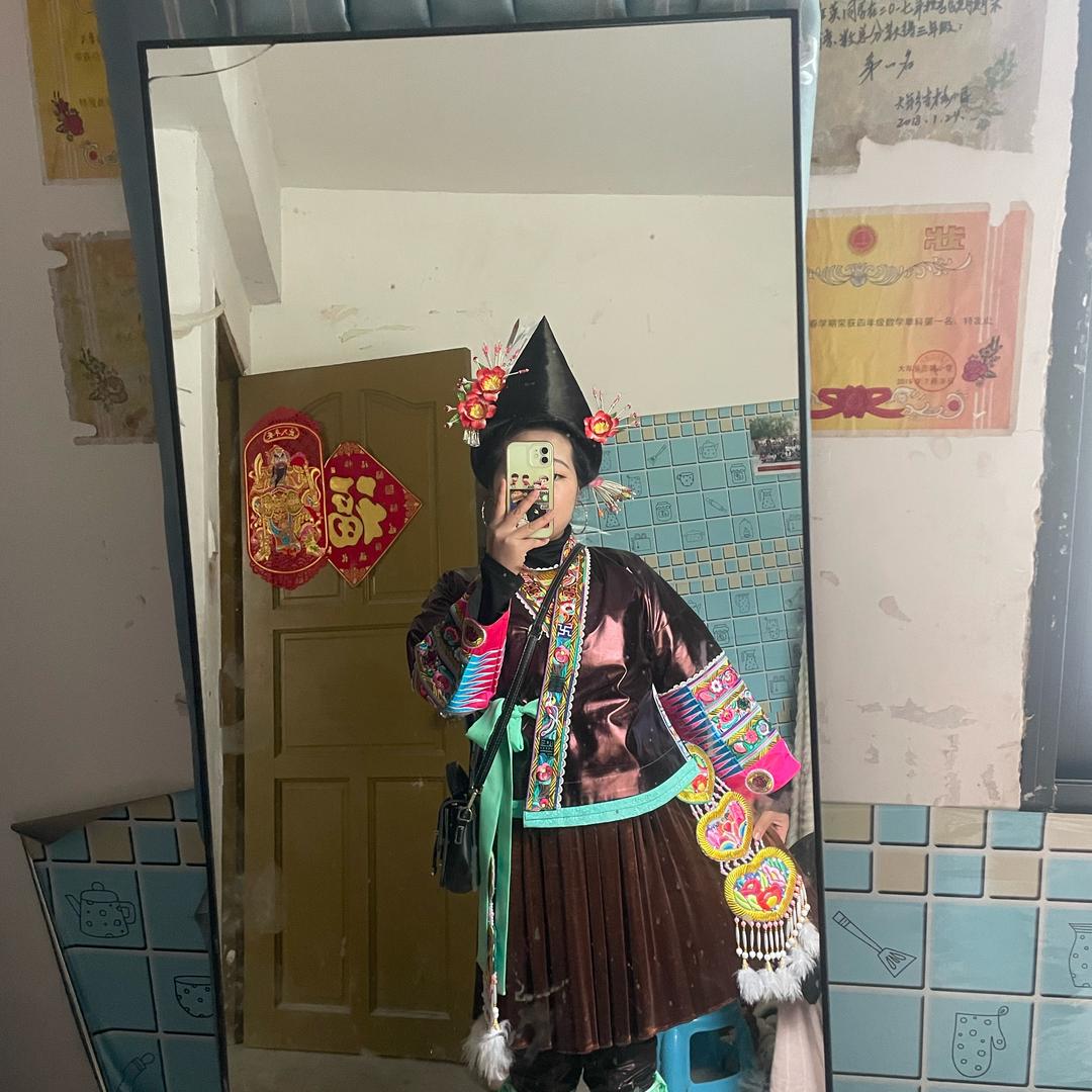 🎀梁开心💓
