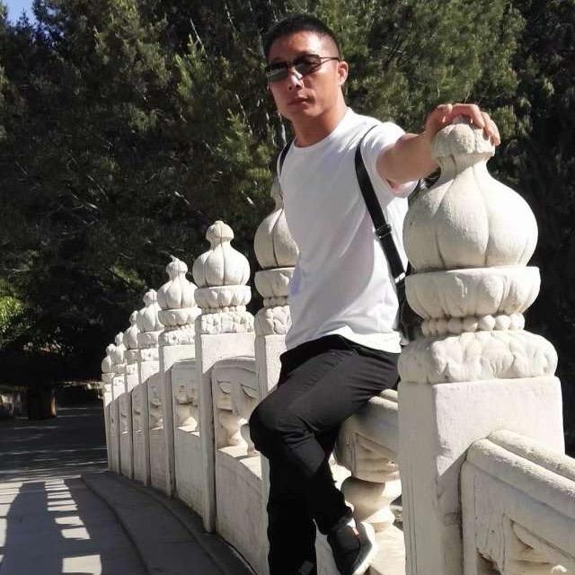 襄阳闯哥