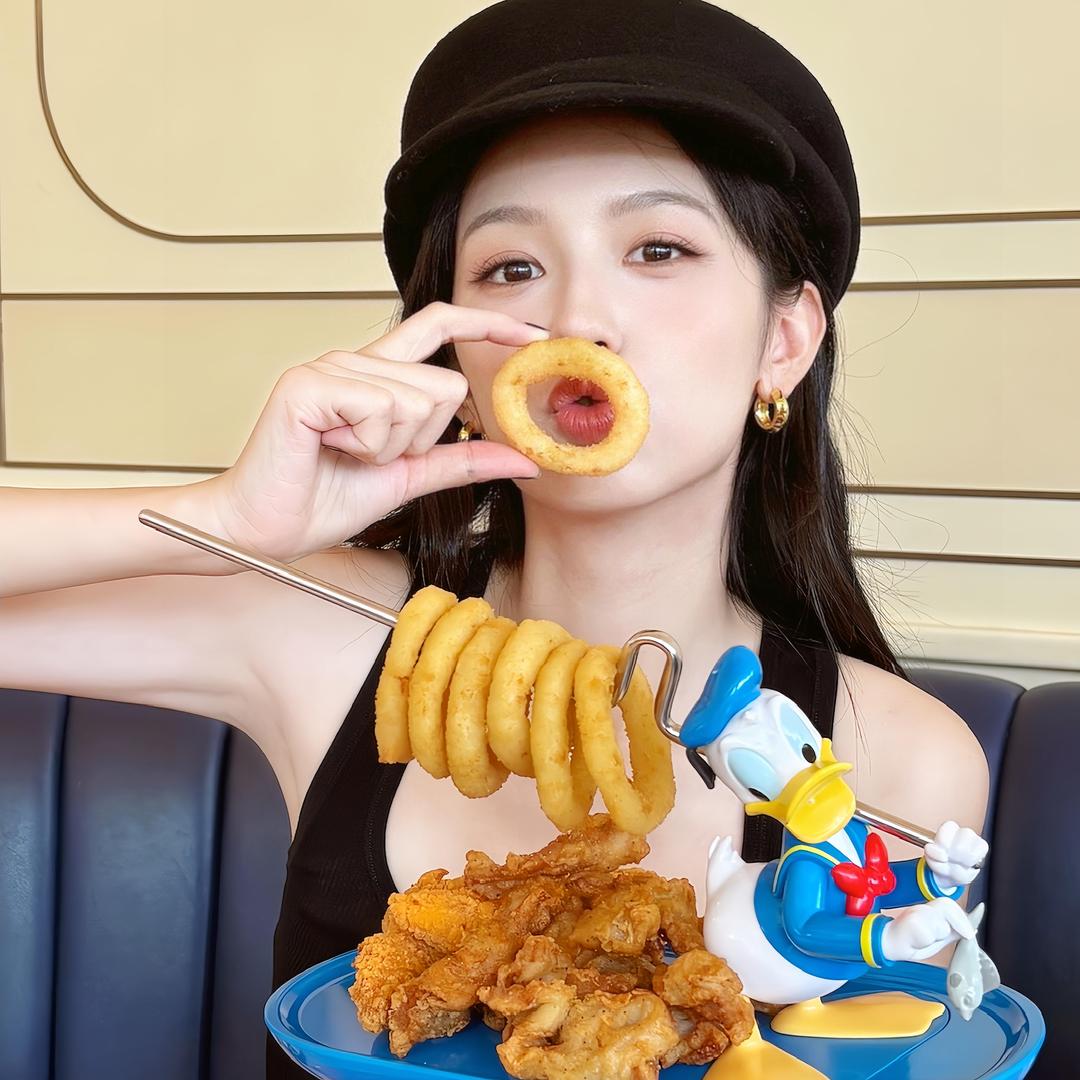 猪猪超爱吃😘ོ