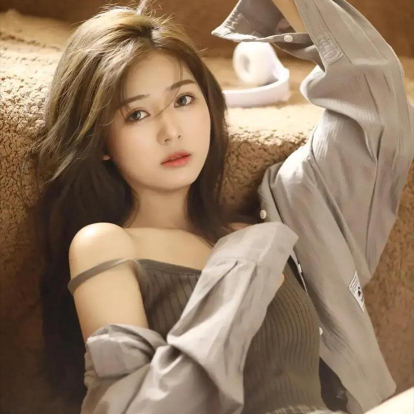 👯小白不白👯‍♀️