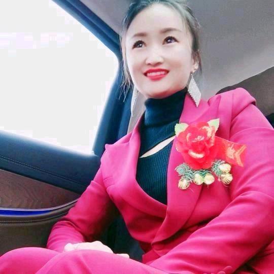 A婚礼主持~小青