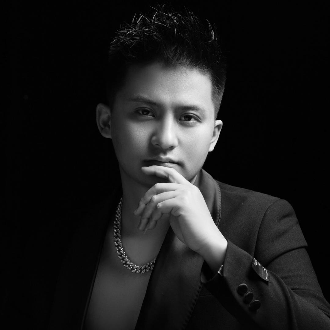 达达美发品牌部长晨鸣