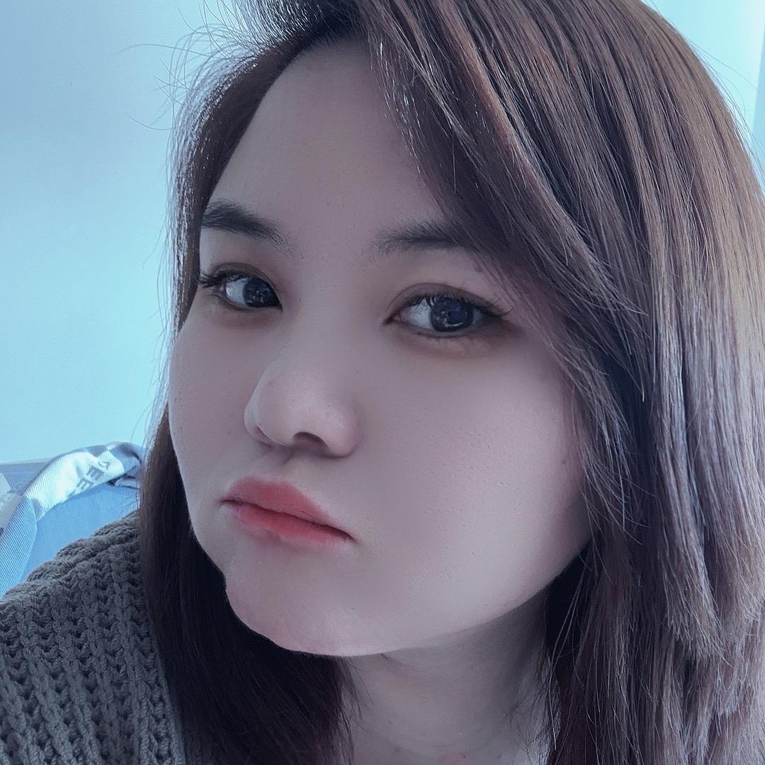 🌸刘小欠🌸