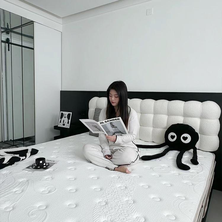 静著徐州皮卡邱商贸有限公司家居用品专卖店