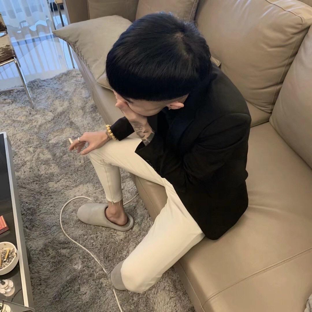 窦窦.