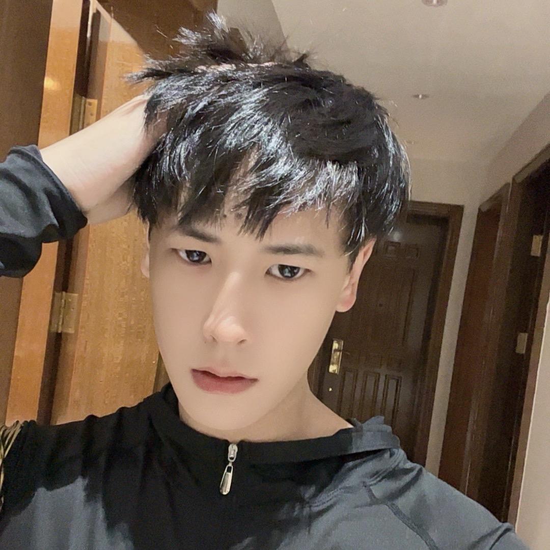 丑小鸭ssss