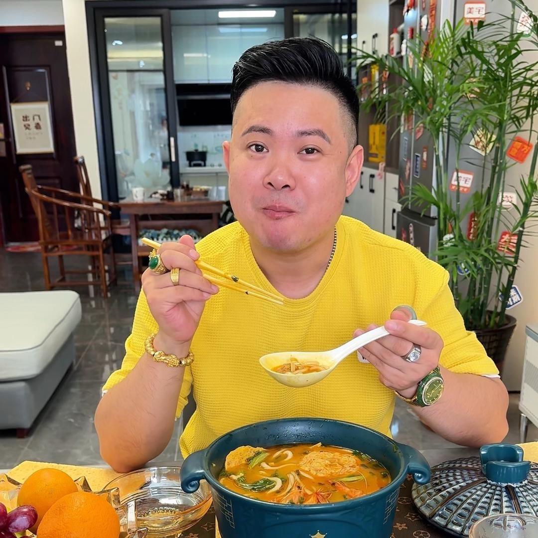 嘴馋🎍福哥