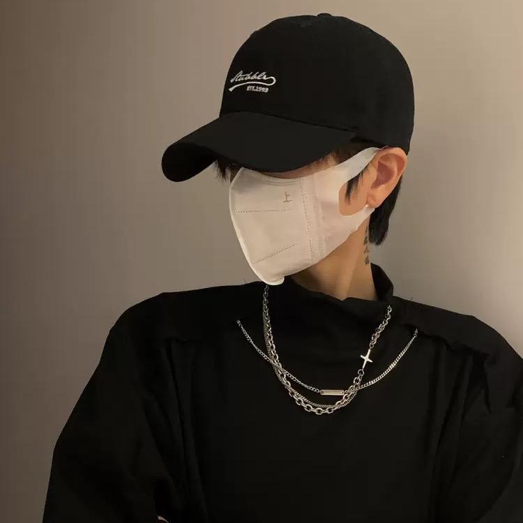 绵缠情深的总裁姐姐头像