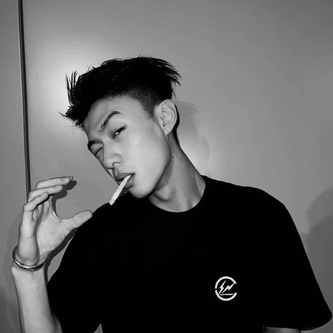 晚點睡.