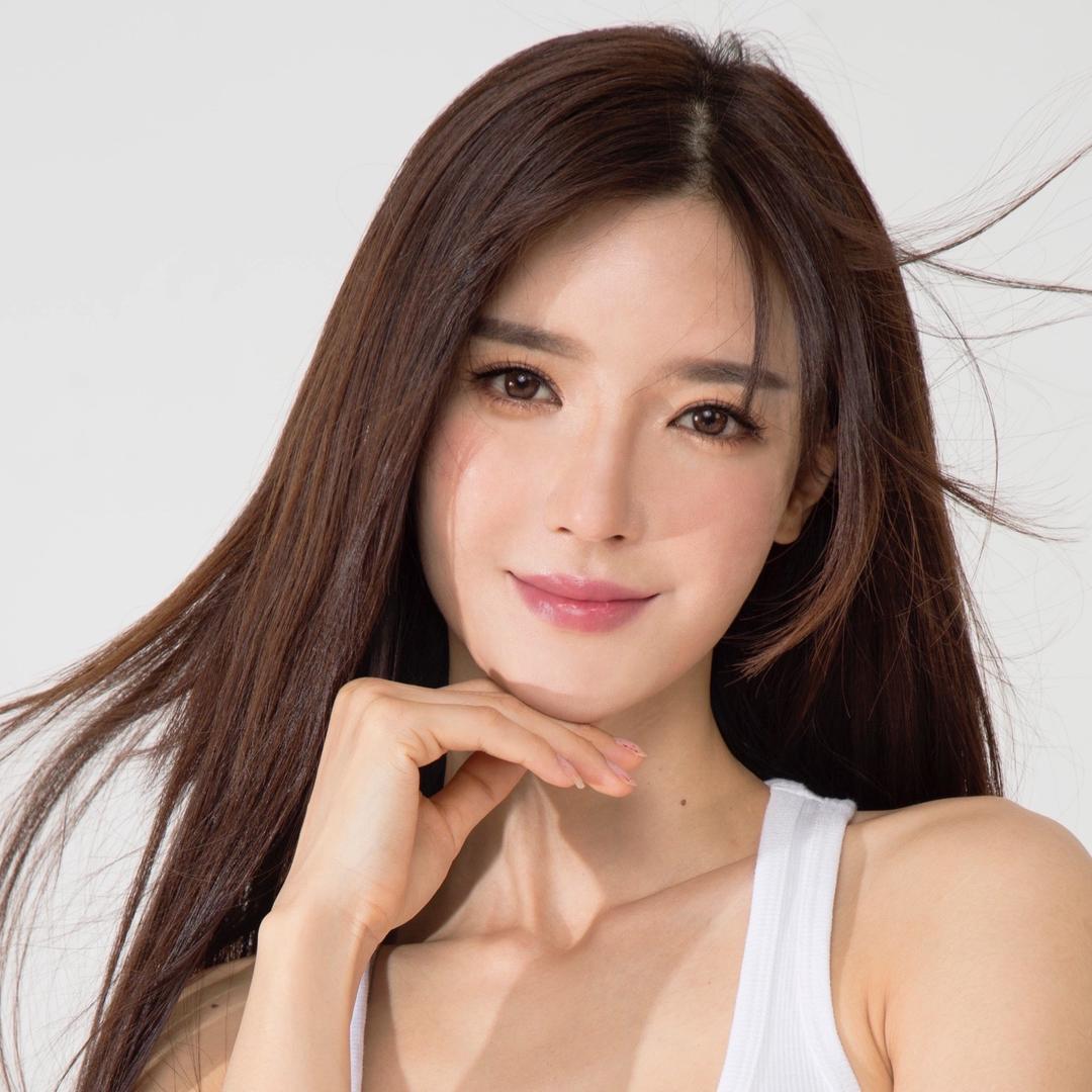 李颖芝