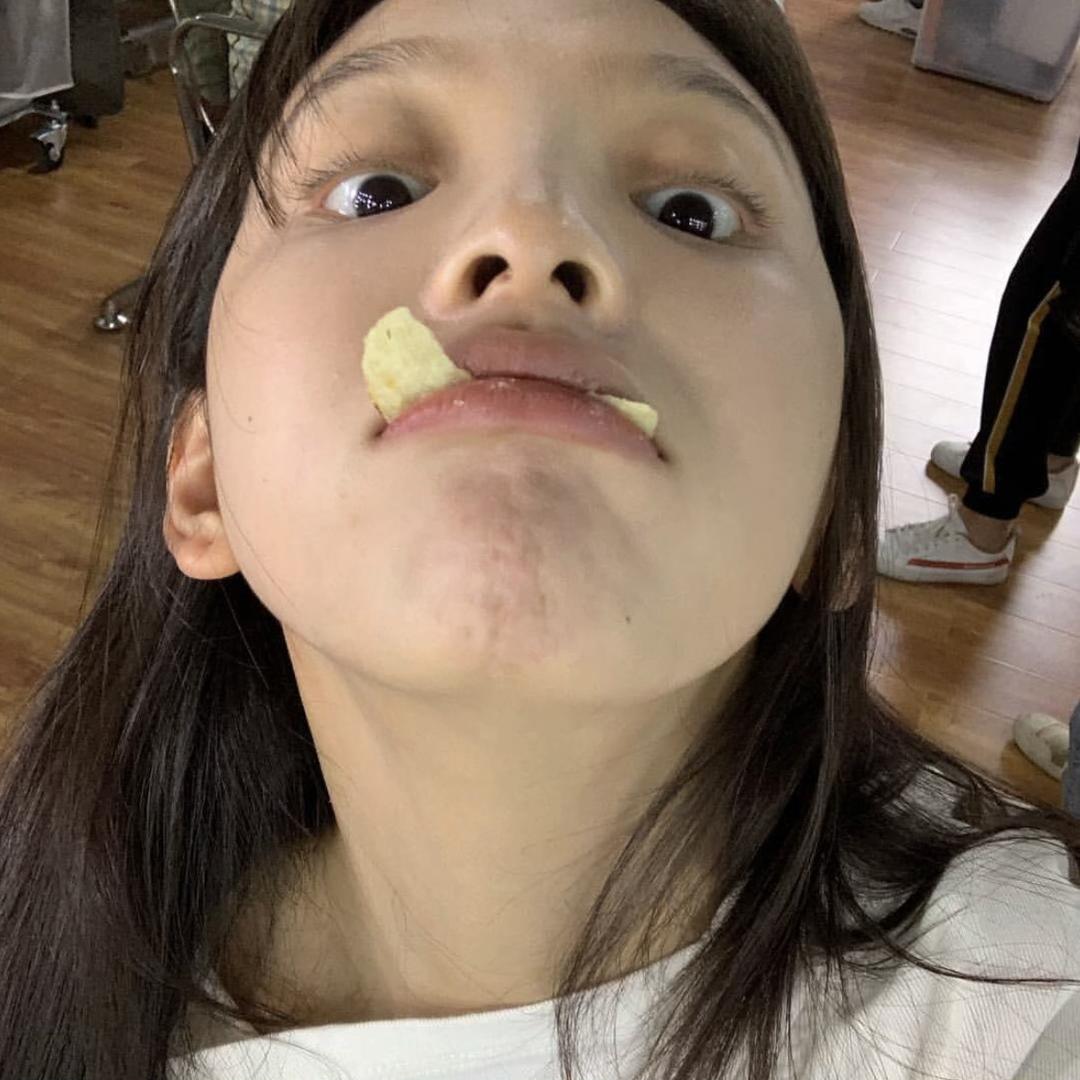 偷吃肥牛卷_