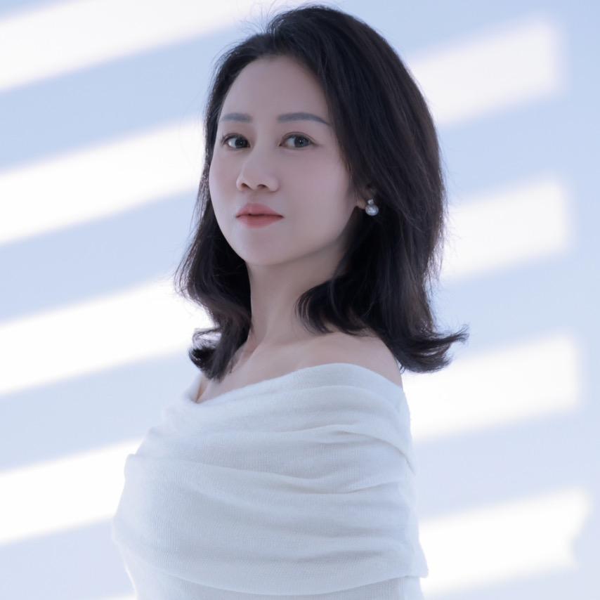 大山里火🔥的姑娘