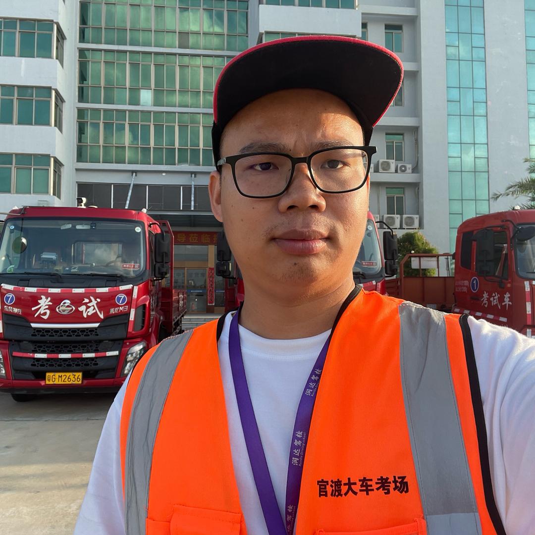湛江润达大车驾校林文堂