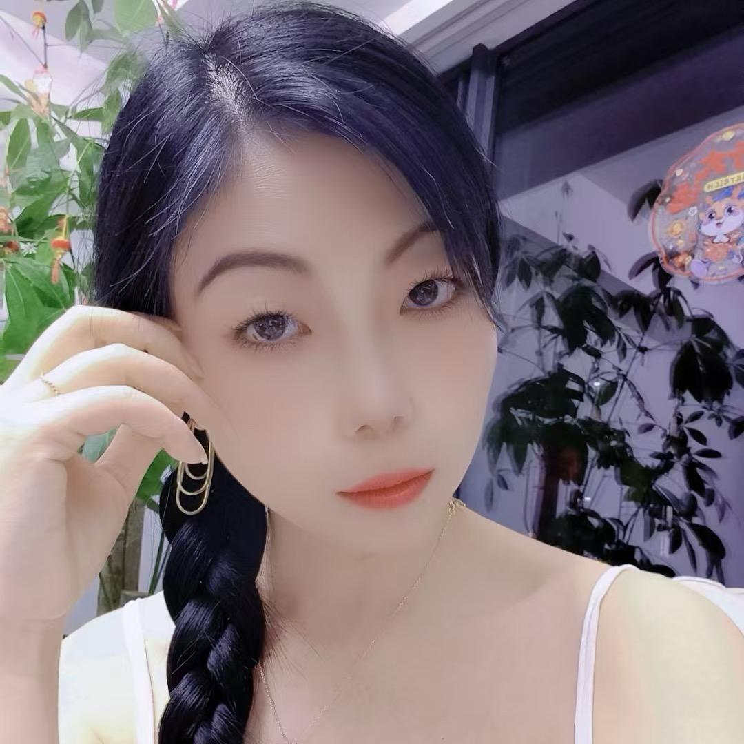 小梦心程头像