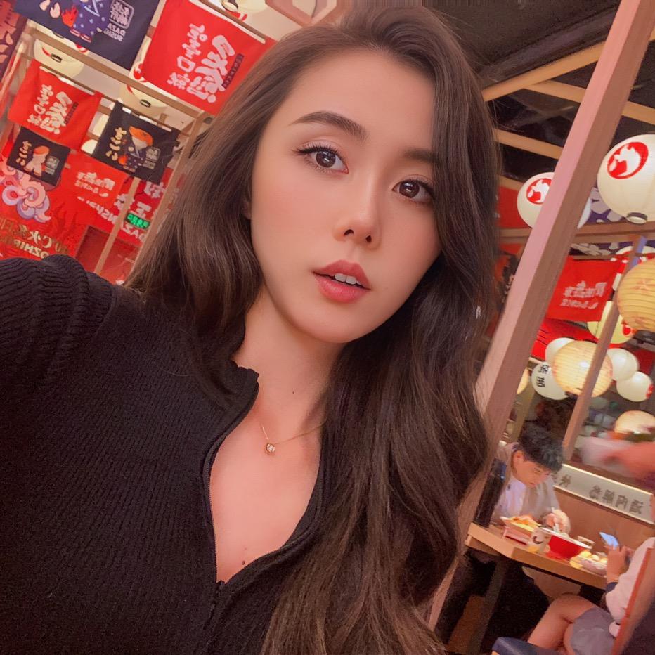 瑛子姑娘服装店