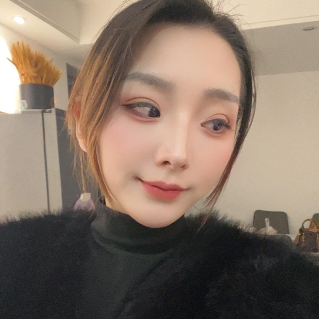 伊伊