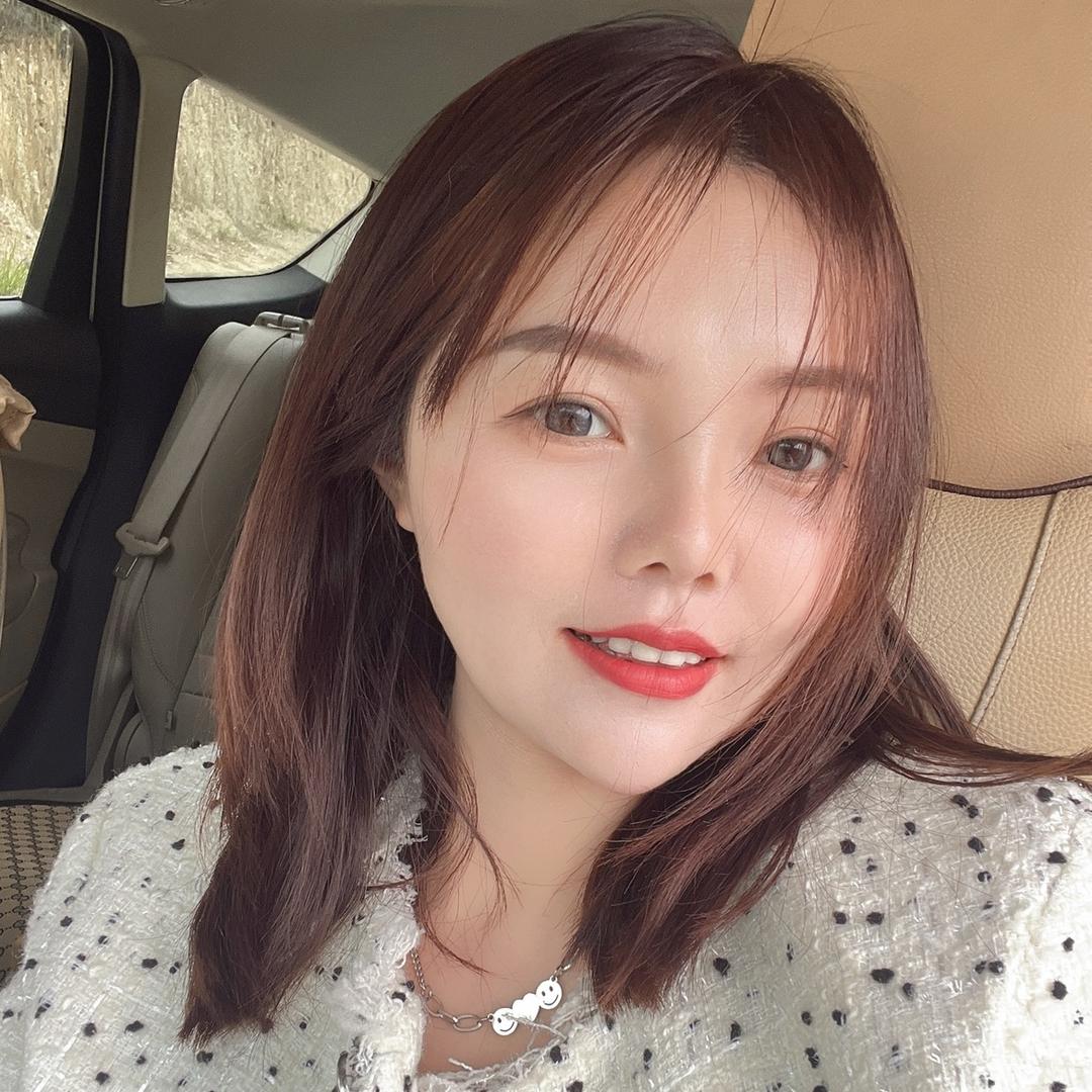 娜娜吖